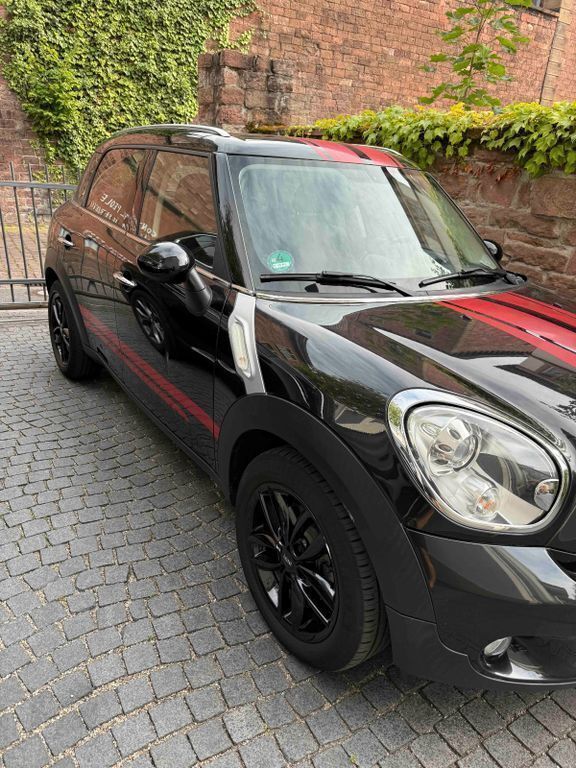 Schwarz Gebraucht 2011 Mini Cooper D Countryman SUV | 6.400 € (Superpreis) - Bild 1/4
