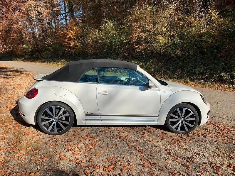 Gebraucht VW Beetle Cabriolet Cup 160 PS (117 kW) 2014 Weiß Cabrio