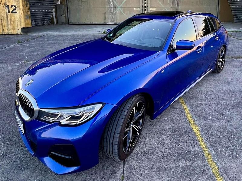 Gebraucht BMW 320 M Sport 190 PS (139 kW) 2021 Blau Kombi