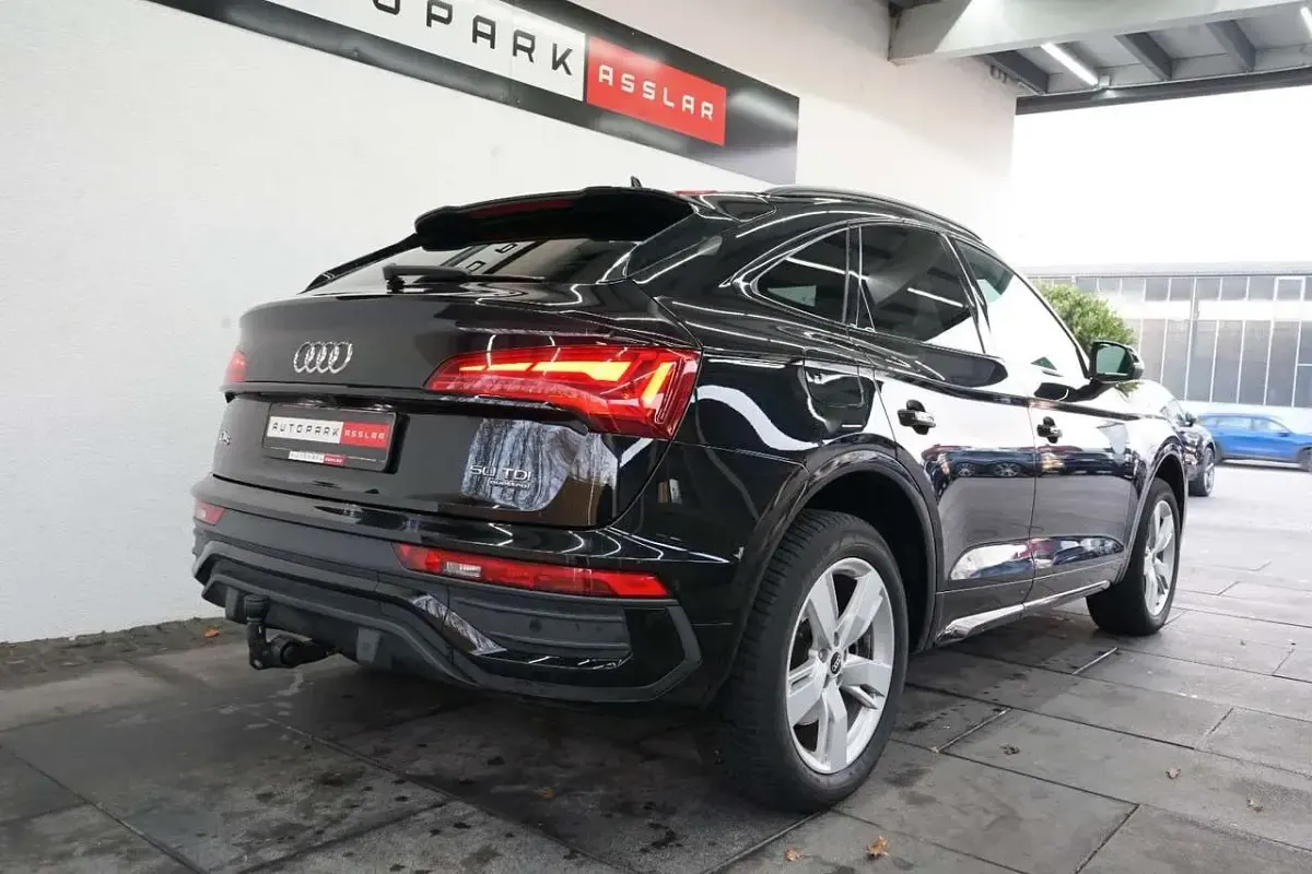 Gebraucht Audi Q5 Sportback S-Line 286 PS (210 kW) 2022 Schwarz SUV