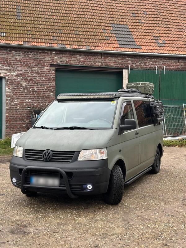 Grün Gebraucht 2006 VW T5 Van | 16.500 € - Bild 1/4