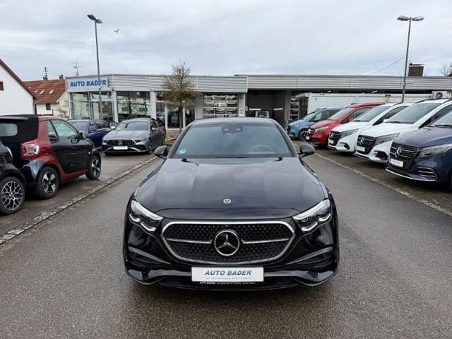 Gebraucht Mercedes E220 AMG line 197 PS (144 kW) 2025 Obsidianschwarz metallic Limousine