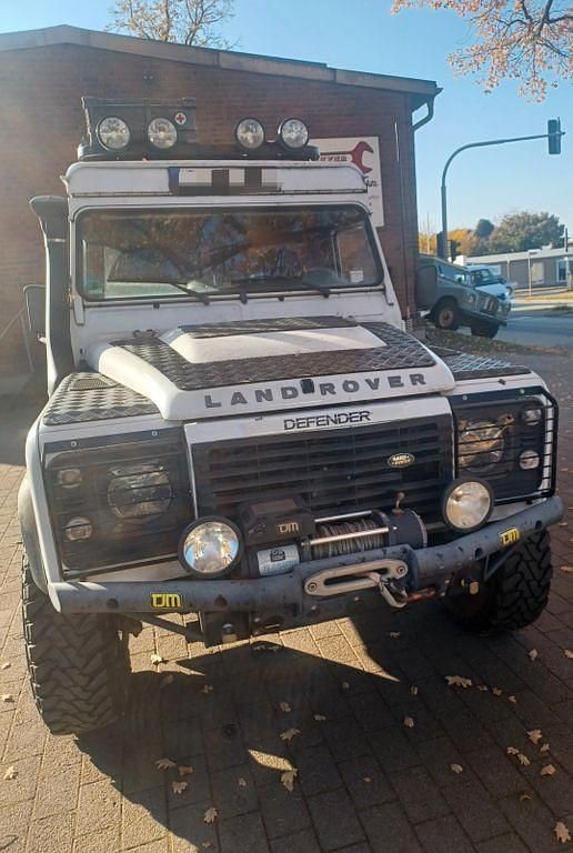 Gebraucht Land Rover Defender S 122 PS (89 kW) 2010 Weiß SUV