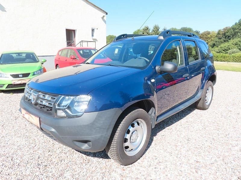 Blau Gebraucht 2016 Dacia Duster Ice SUV | 7.990 € (Guter Preis) - Bild 1/4