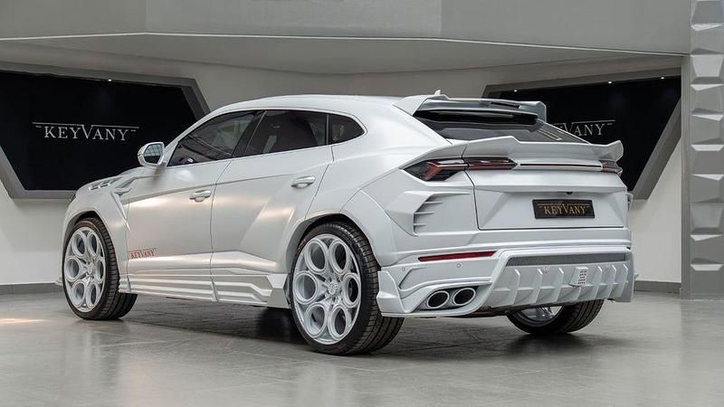 Gebraucht Lamborghini Urus 666 PS (489 kW) 2024 Weiß SUV