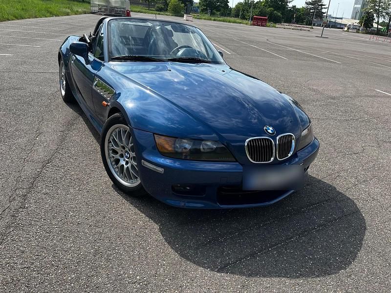 Second-hand BMW Z3 193 CP (141 kW) 2000 Albastru Cabrio