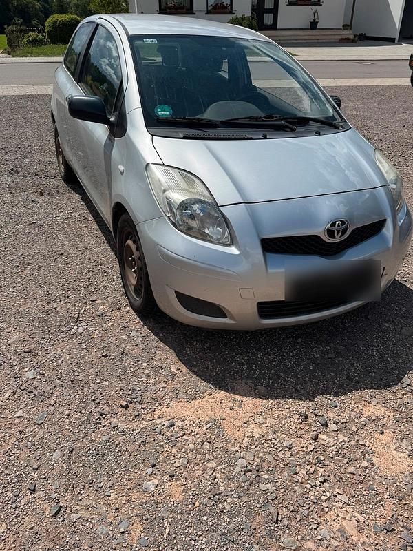 Gebraucht Toyota Yaris 2010 Grau Kleinwagen