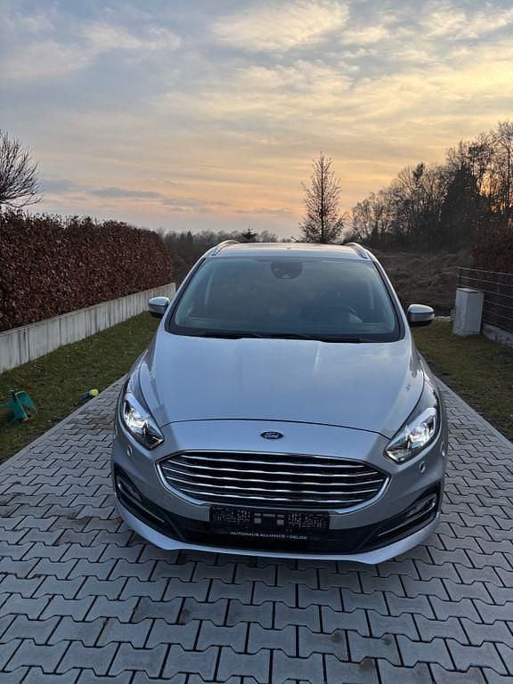 Gebraucht Ford S-MAX Trend 190 PS (139 kW) 2020 Silber Van / Kleinbus