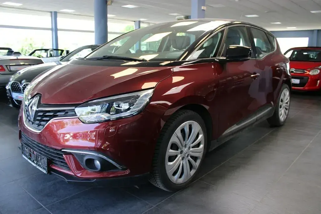 Occasion Renault Scenic E-Tech Intens 132 ch (97 kW) 2018 Rouge Monospace