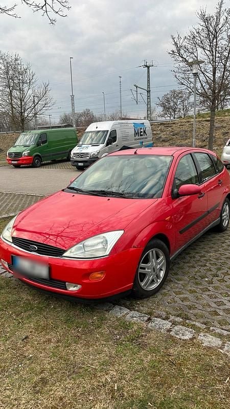 Second-hand Ford Focus 102 CP (75 kW) 1999 Roșu Hatchback