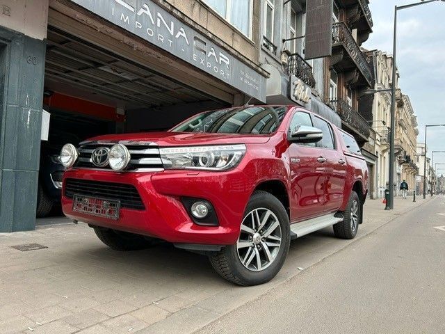 Rot Gebraucht 2018 Toyota HiLux Abholung | 27.550 € (Fairer Preis) - Bild 1/4