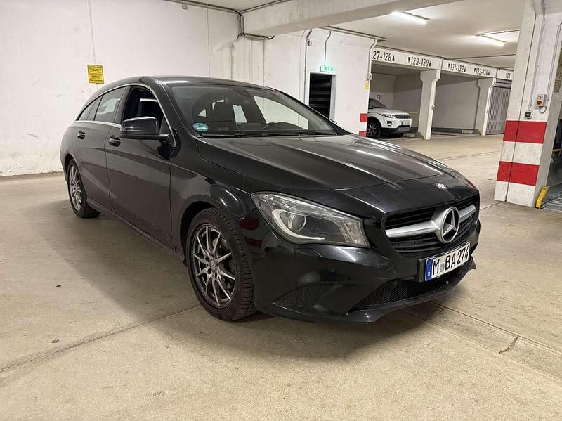 Gebraucht Mercedes CLA220 Shooting Brake 177 PS (130 kW) 2015 Kombi