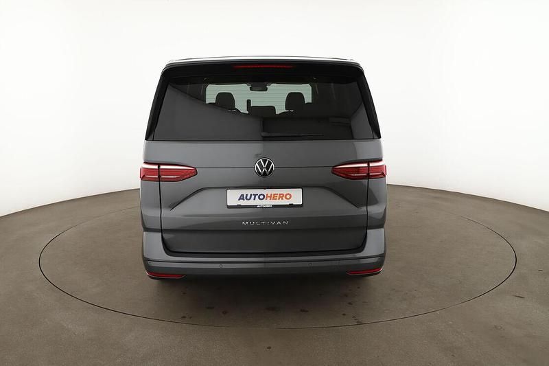 Gebraucht VW Multivan Life 2024 Grau Van