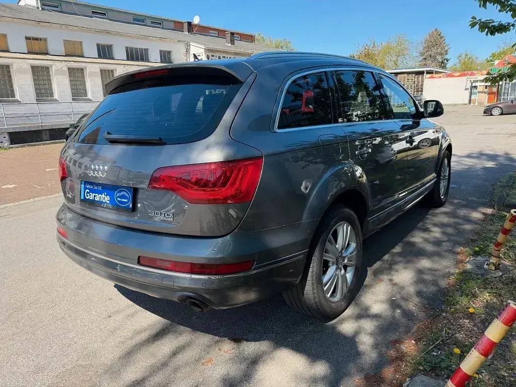 Gebraucht Audi Q7 245 PS (180 kW) 2012 Grau SUV