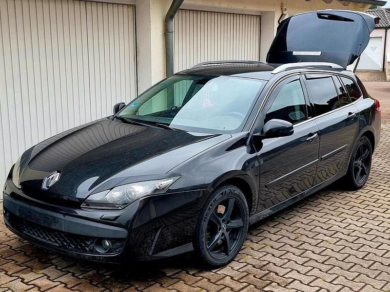 Schwarz Gebraucht 2010 Renault Laguna III Kombi | 5.200 € (Etwas zu teuer) - Bild 1/4
