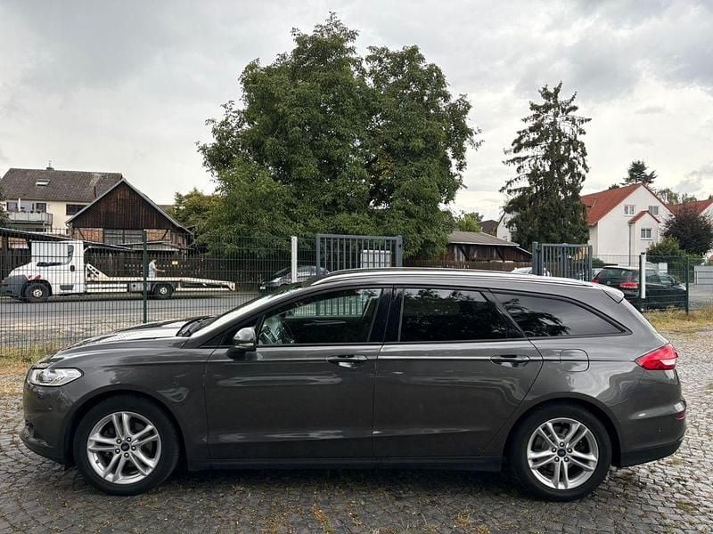 Grau Gebraucht 2019 Ford Mondeo Business Edition Limousine | 12.500 € (Fairer Preis) - Bild 1/4