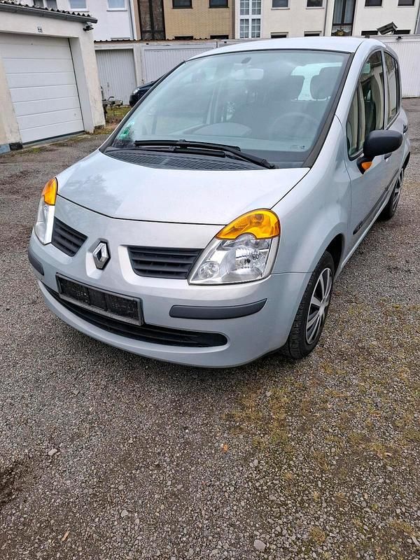 Grau Gebraucht 2005 Renault Modus Van / Kleinbus | 2.250 € (Fairer Preis) - Bild 1/4