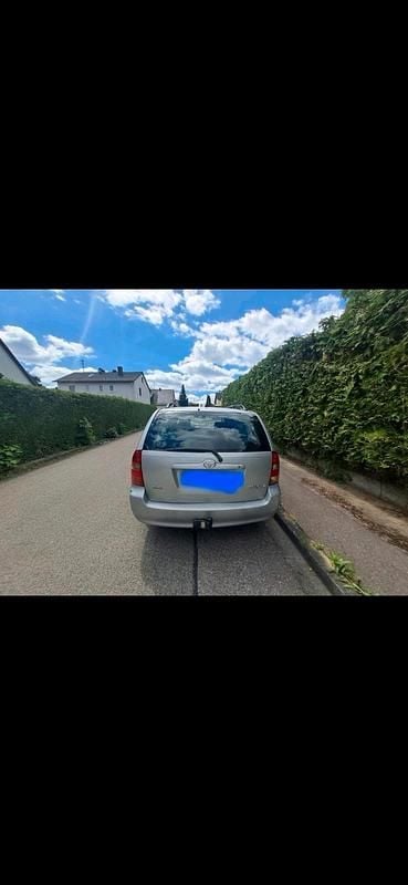 Gebraucht Toyota Corolla 97 PS (71 kW) 2004 Silber Kombi