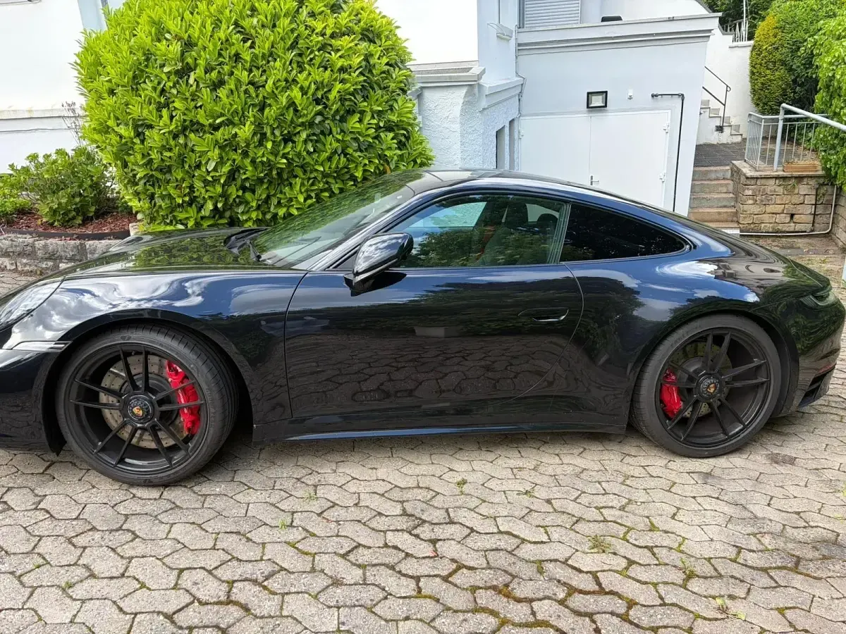 Gebraucht Porsche 992 480 PS (353 kW) 2023 Schwarz Coupé