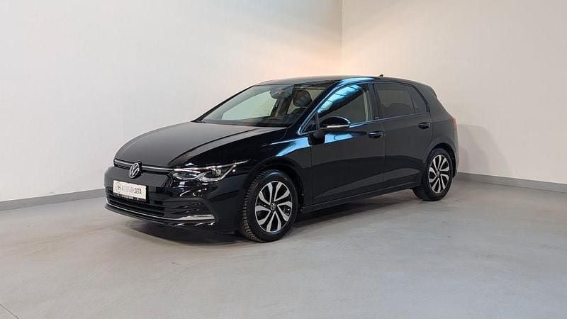 Gebraucht VW Golf VIII Active 150 PS (110 kW) 2022 Schwarz Limousine
