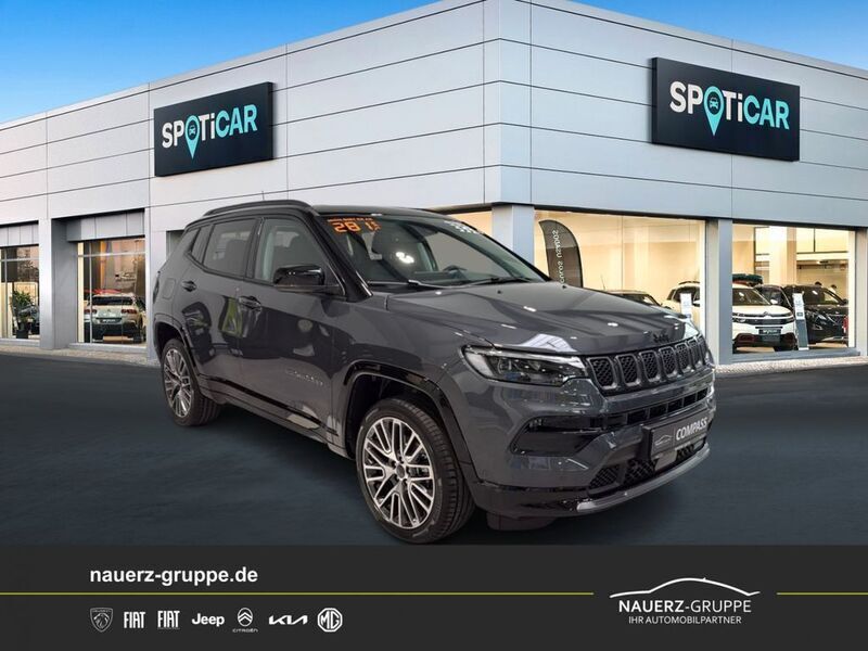 Grau Neu 2025 Jeep Compass Summit SUV | 46.450 € - Bild 1/4