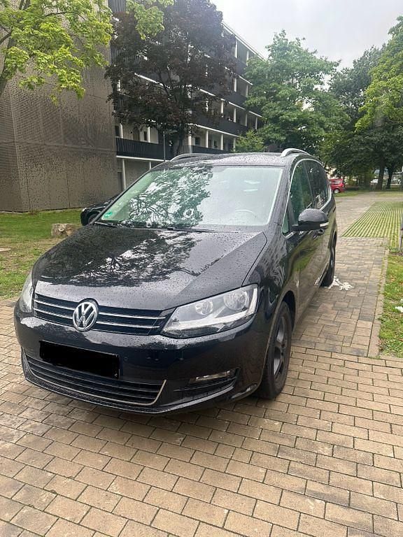 Schwarz Gebraucht 2014 VW Sharan Comfortline Van / Kleinbus | 13.300 € (Fairer Preis) - Bild 1/4