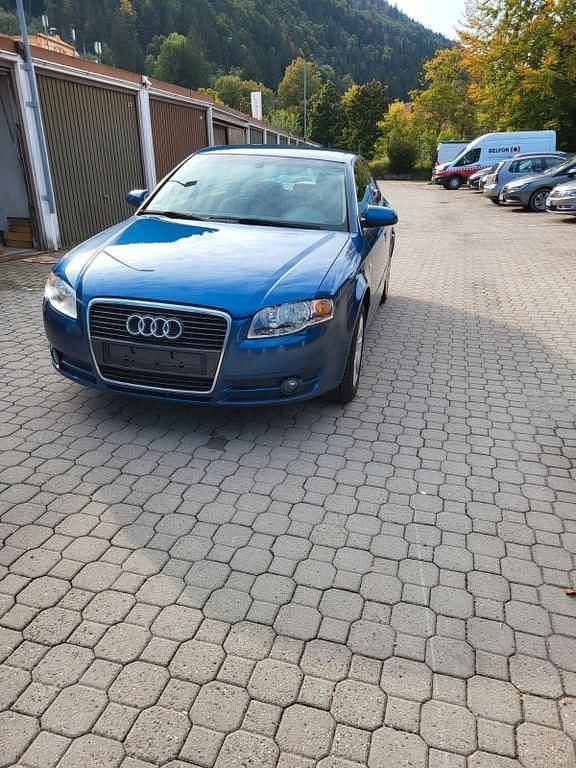 Blau Gebraucht 2005 Audi A4 Ambiente Limousine | 3.700 € (Guter Preis) - Bild 1/4