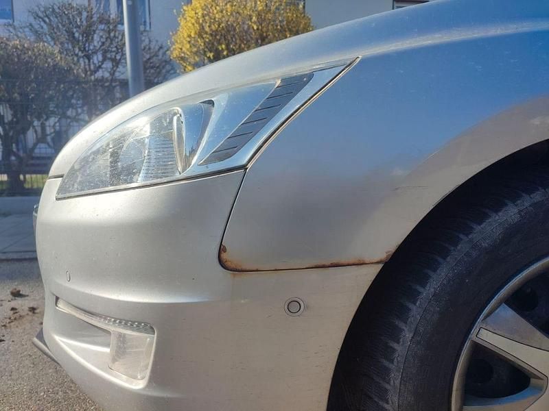 Gebraucht Peugeot 508 SW Active 140 PS (102 kW) 2013 Grau Kombi