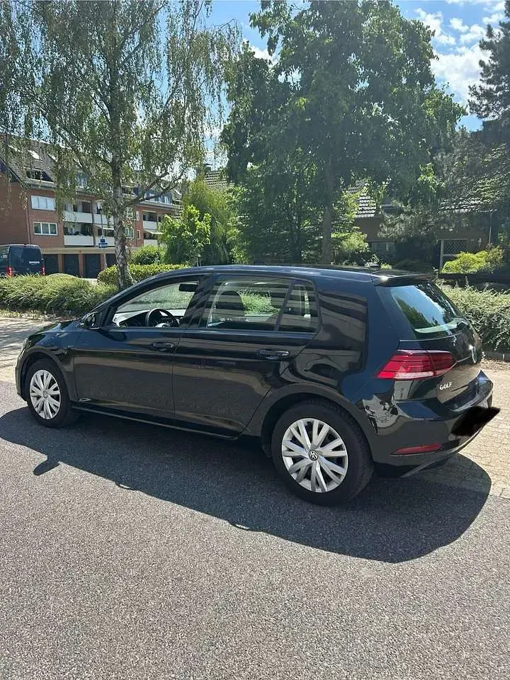 Gebraucht VW Golf VII Trendline 86 PS (63 kW) 2019 Schwarz Kleinwagen