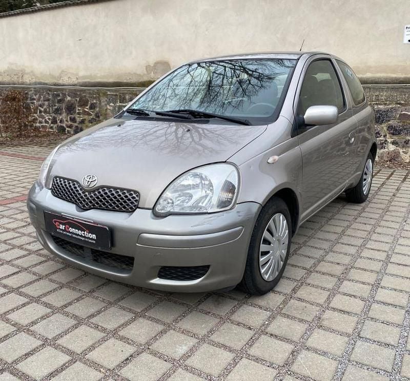 Gebraucht Toyota Yaris Sol 87 PS (63 kW) 2005 Grau Limousine