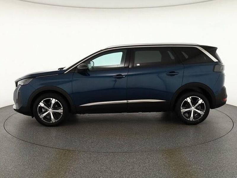 Gebraucht Peugeot 5008 131 PS (96 kW) 2024 Blau Van / Kleinbus