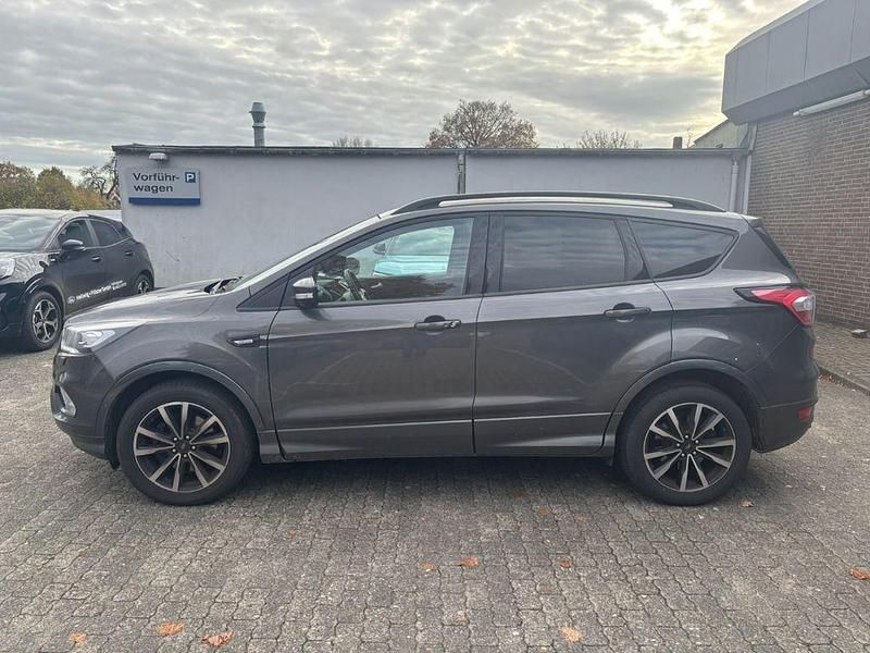 Gebraucht Ford Kuga ST-Line 179 PS (131 kW) 2019 Magneticgrau (metallic) SUV