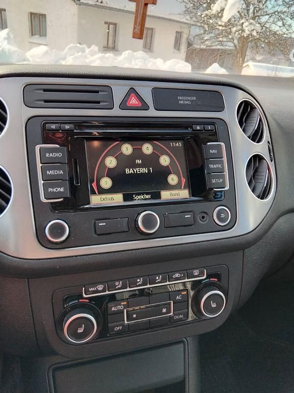 Gebraucht VW Golf Plus Cross Match 105 PS (77 kW) 2012 Schwarz Van / Kleinbus