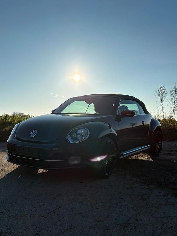 Gebraucht VW Beetle 105 PS (77 kW) 2015 Schwarz Kleinwagen