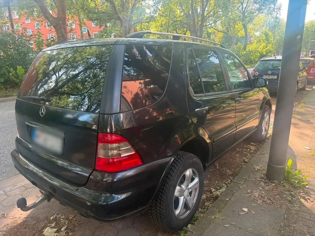 Gebraucht Mercedes ML270 165 PS (121 kW) 2005 Schwarz SUV