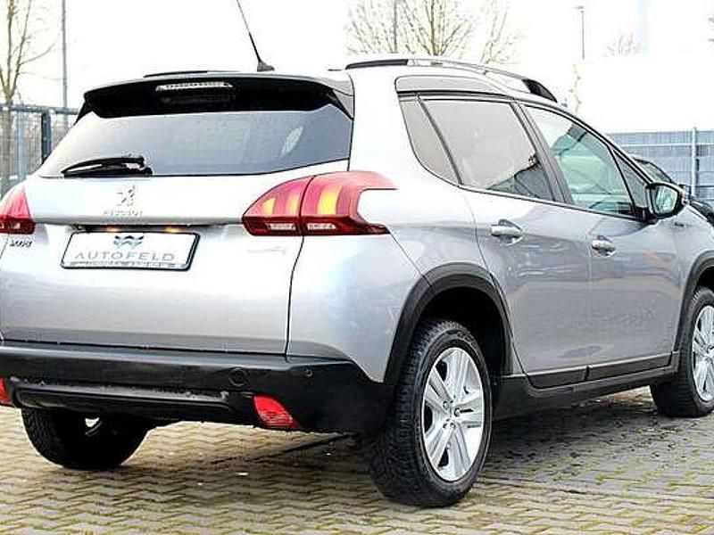 Gebraucht Peugeot 2008 Signature Sky 131 PS (96 kW) 2019 Grau SUV