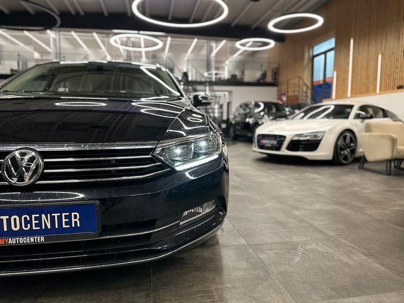 Gebraucht VW Passat Highline 239 PS (175 kW) 2015 Schwarz Kombi