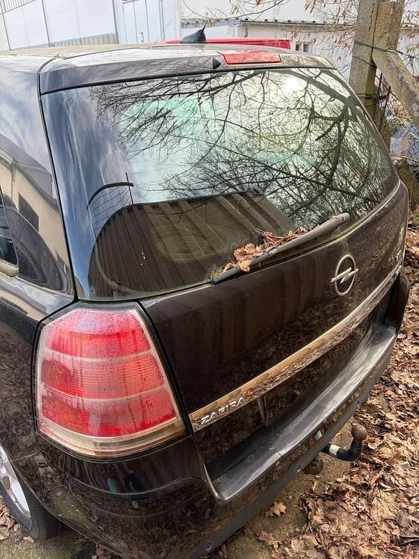Gebraucht Opel Zafira 100 PS (73 kW) 2006 Schwarz Van / Kleinbus