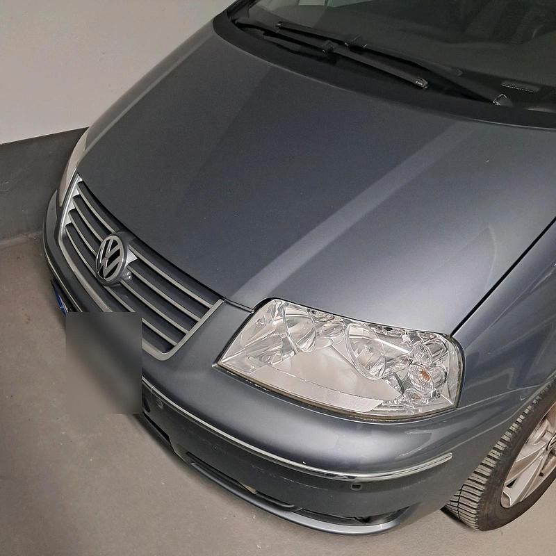 Gebraucht VW Sharan 140 PS (102 kW) 2010 Grau Van / Kleinbus