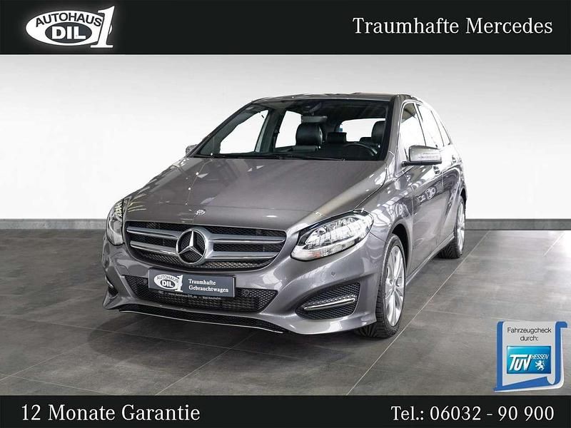 Gebraucht Mercedes B180 109 PS (80 kW) 2015 Grau Van / Kleinbus