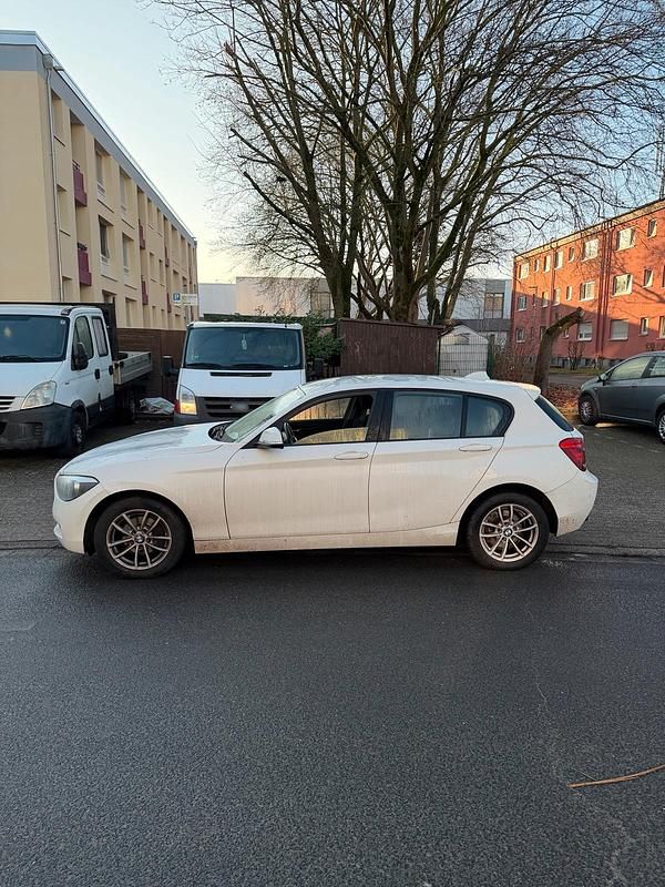 Gebraucht BMW 116 136 PS (100 kW) 2014 Weiß Kleinwagen