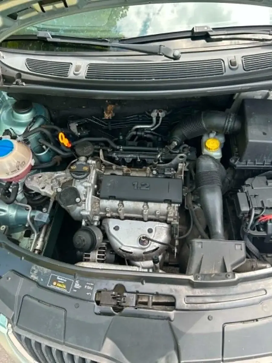 Gebraucht Skoda Fabia 69 PS (50 kW) 2010 Andere farben Limousine