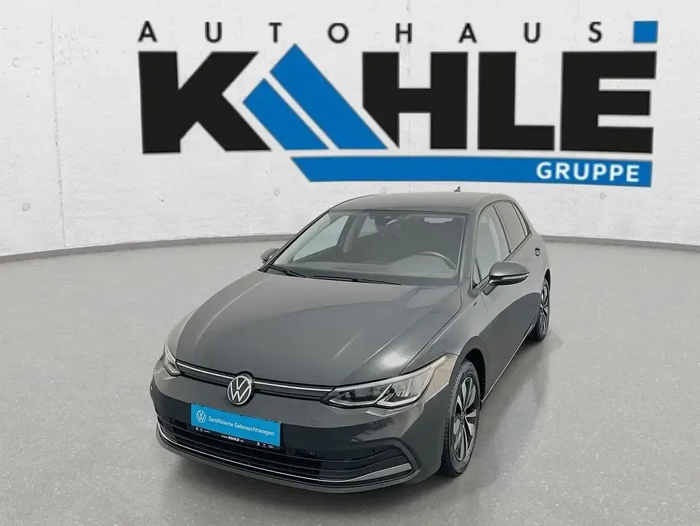 Gebraucht VW Golf VIII Move 110 PS (80 kW) 2023 Grau Limousine