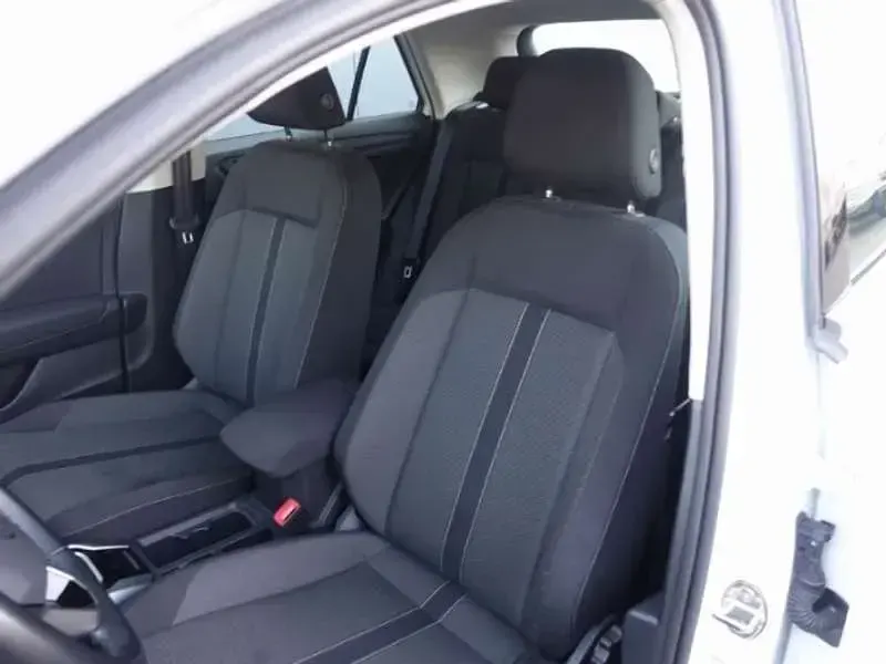 Gebraucht VW T-Roc Life 150 PS (110 kW) 2024 Weiss SUV