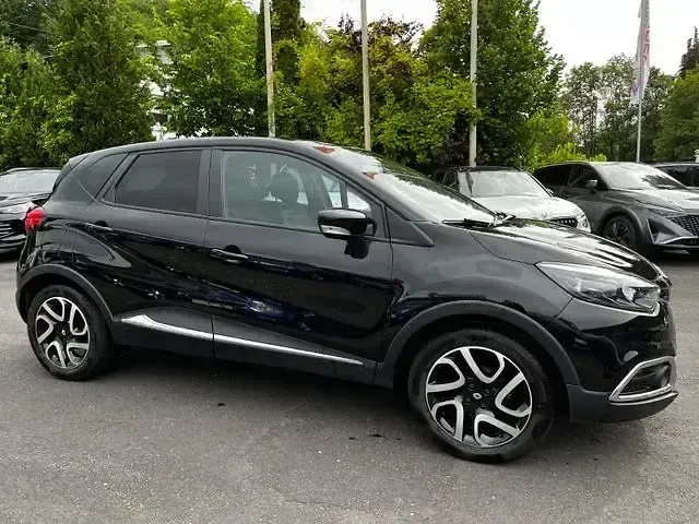 Gebraucht Renault Captur Dynamique 90 PS (66 kW) 2015 Sternenschwarz SUV