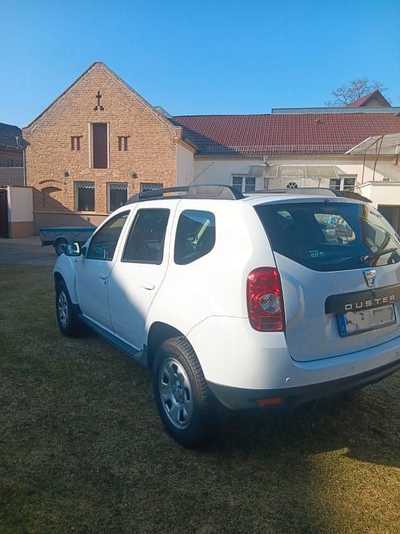 Gebraucht Dacia Duster 105 PS (77 kW) 2012 Weiß SUV