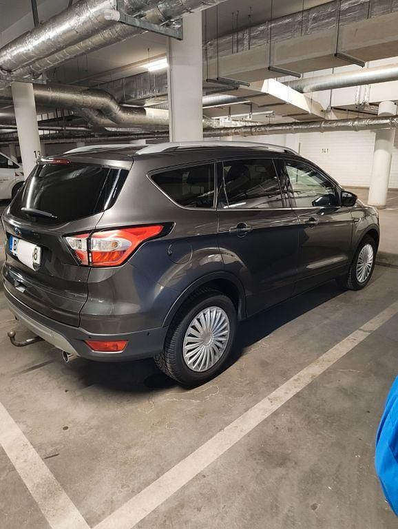 Gebraucht Ford Kuga Business Edition 120 PS (88 kW) 2016 Grau SUV