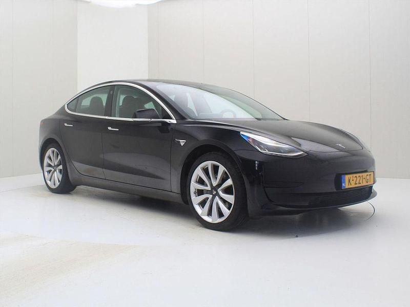 Gebraucht Tesla Model 3 Standard Range 225 kW (306 PS) 2020 Schwarz Limousine
