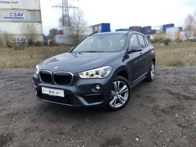 Grau metallic Gebraucht 2018 BMW X1 Sport Line SUV | 22.850 € (Etwas zu teuer) - Bild 1/4