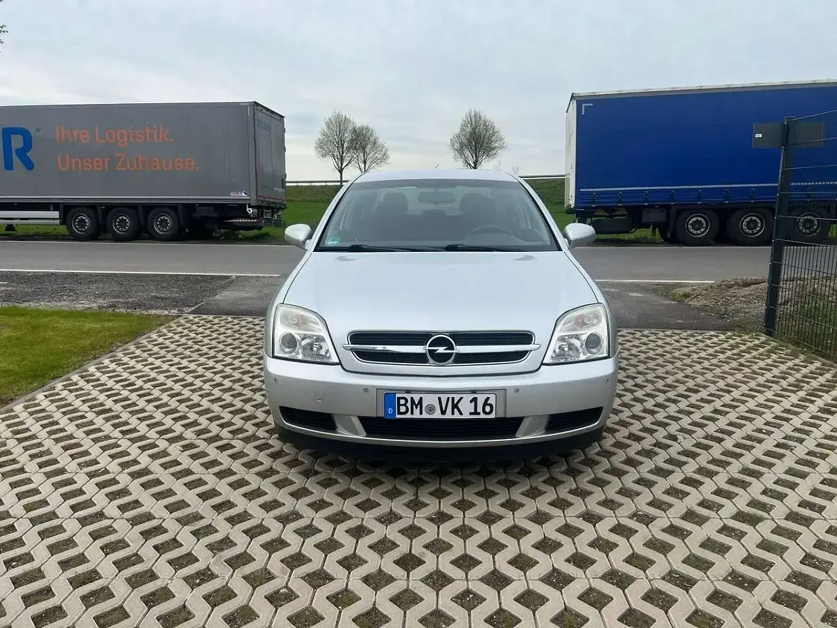 Gebraucht Opel Vectra Edition 155 PS (114 kW) 2006 Limousine